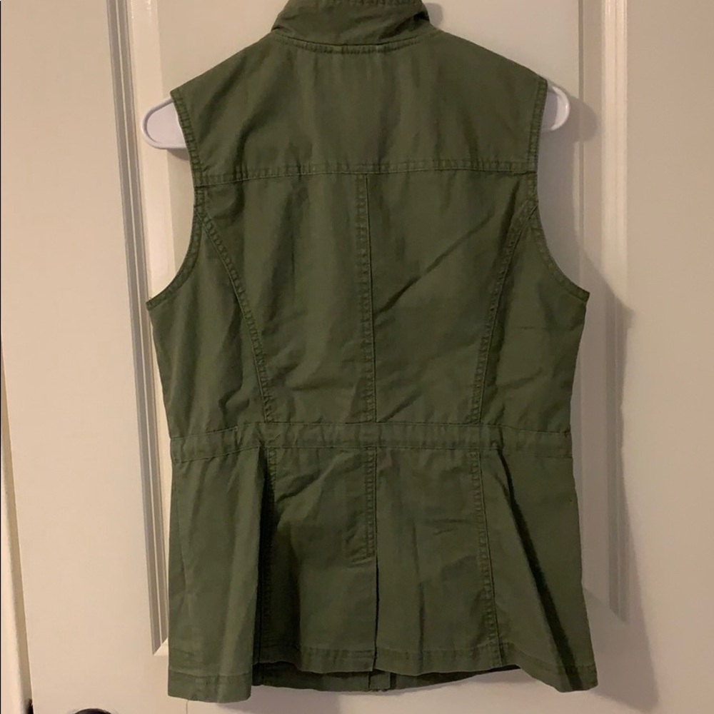Vest - Picture 2 of 2